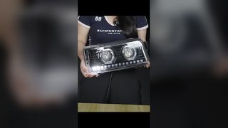 ترقية المصباح الأمامي للشاحنة القلابة Sinotruk SITRAK